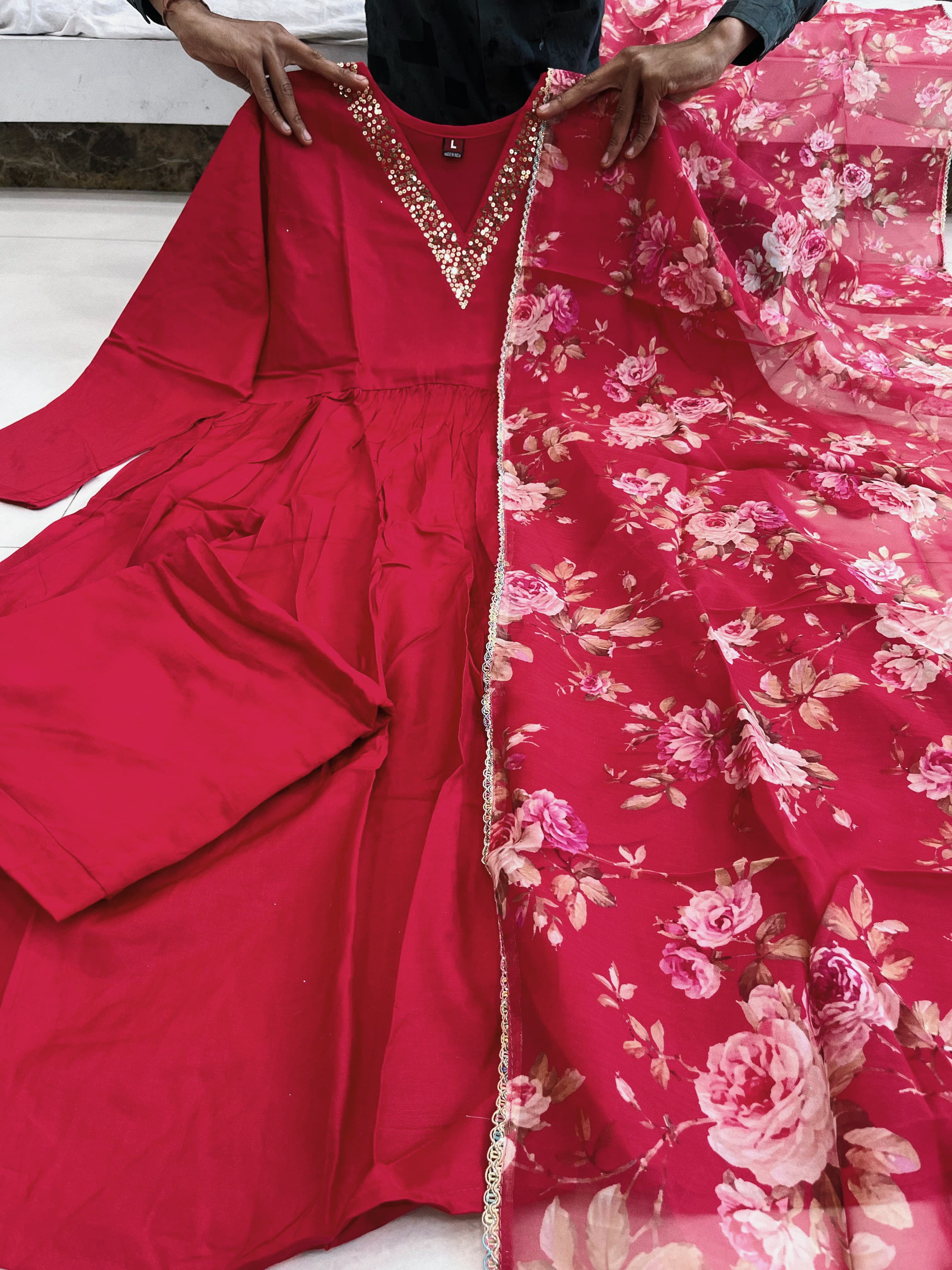 Pure Chanderi Pink Suit Set with Handcrafted Neck, Cotton Pants & Organza Dupatta