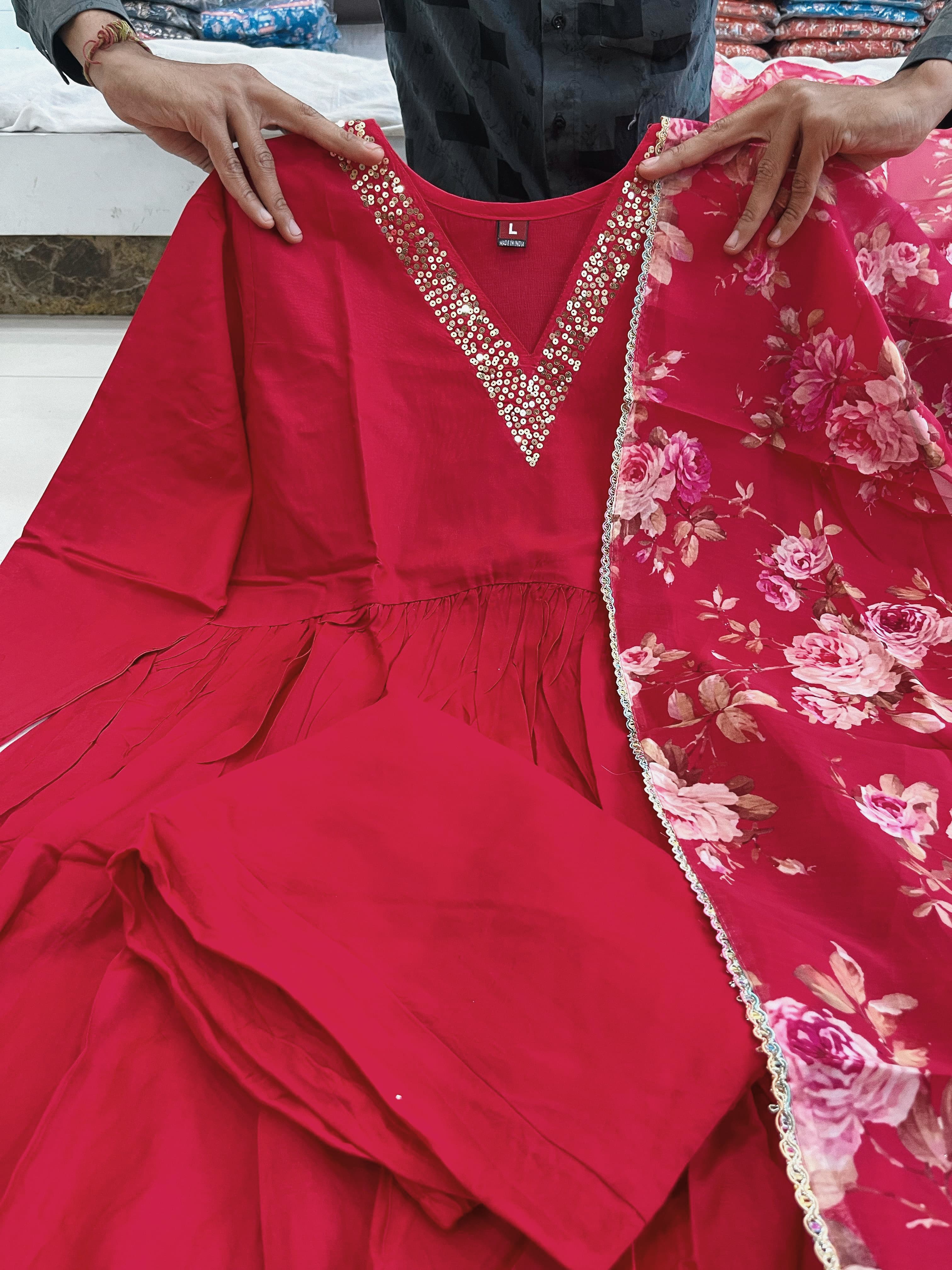 Pure Chanderi Pink Suit Set with Handcrafted Neck, Cotton Pants & Organza Dupatta