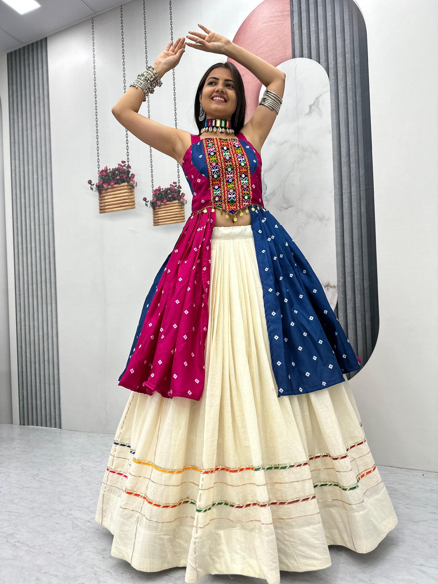 🔥 Launching Navratri Special Lehenga Choli with Grand 6 Meter Flair 💃✨ 🔥