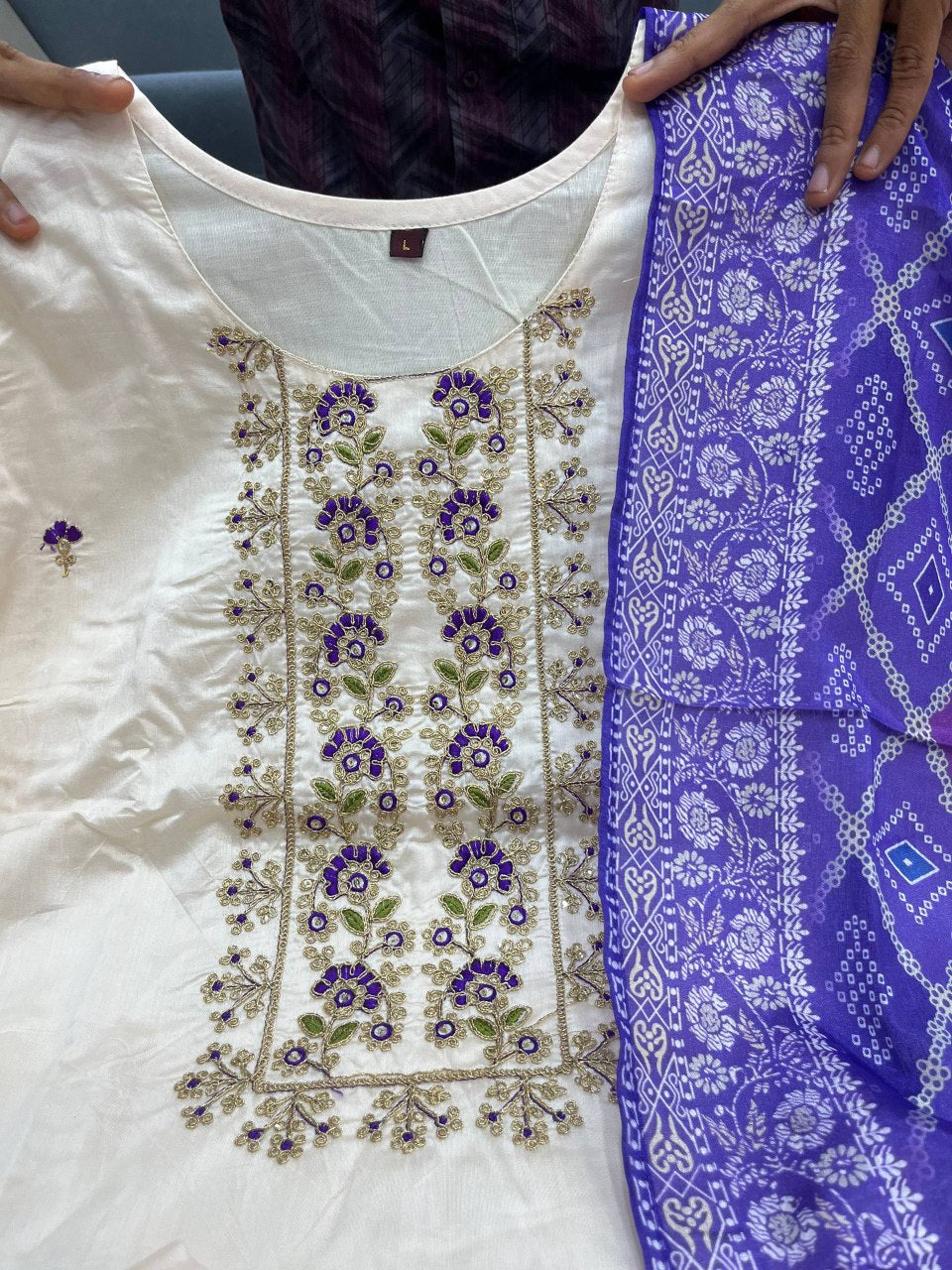 🌸 Graceful Banarasi Bandhej Suit Set ✨