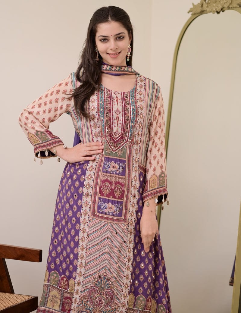 Lightweight Embroidered Kurti Set for Festive Occasions