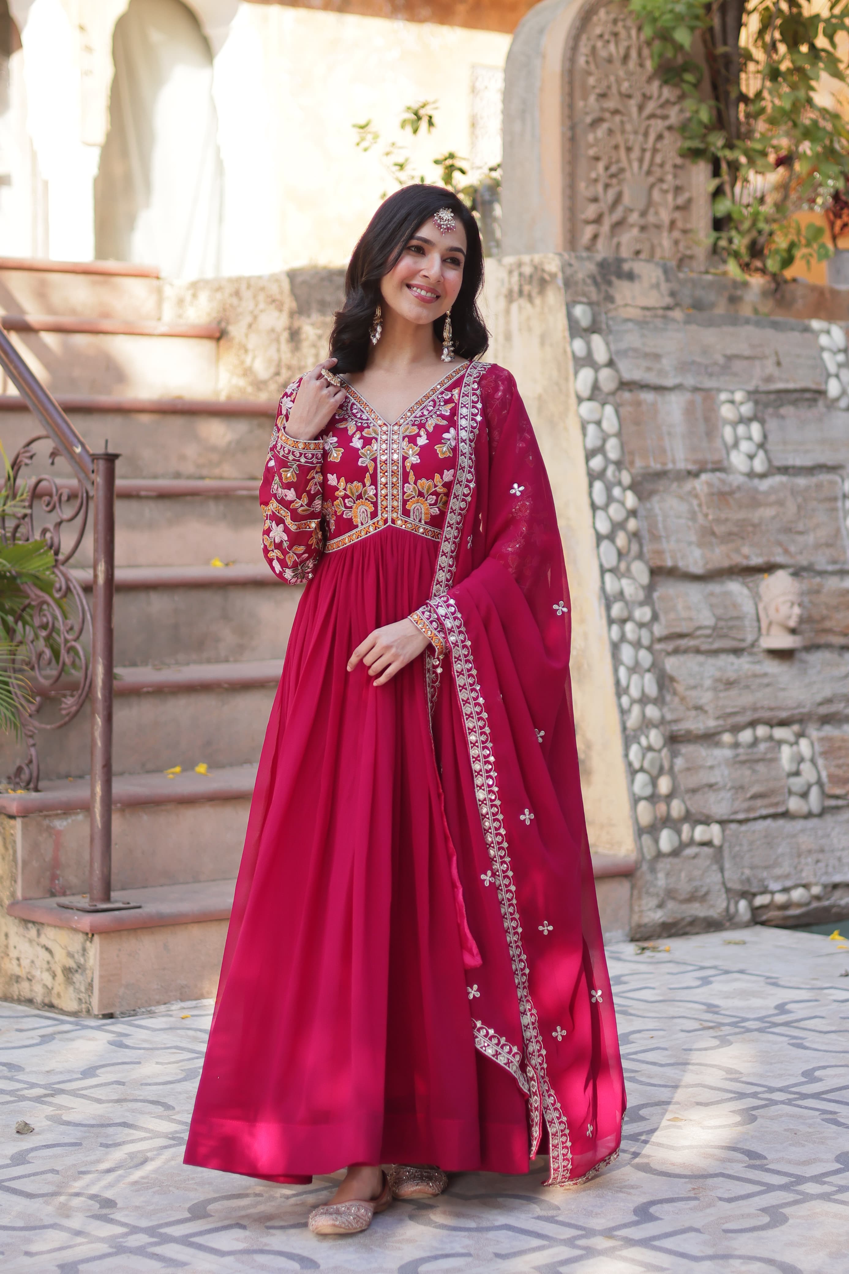 Lace border dupatta with sequins work