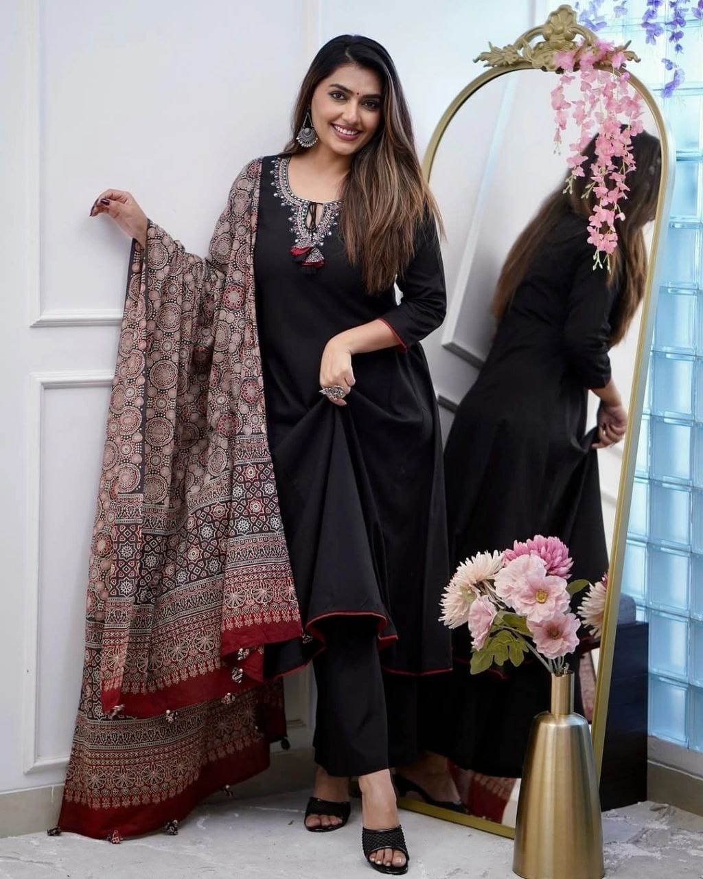 Lightweight Viscose Chanderi Suit for Festive Occasions