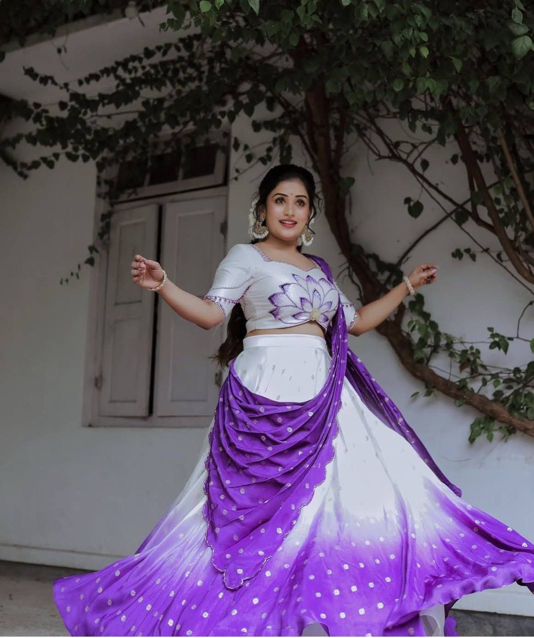 Festive wedding wear lehenga choli set in chinon with micro cotton lining