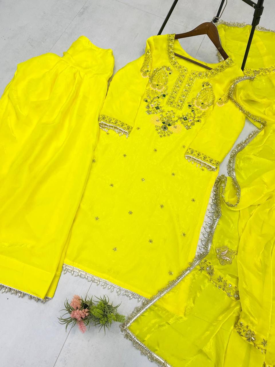 Designer Fendy Suit Set with Lace Border Dupatta – Festive Wear