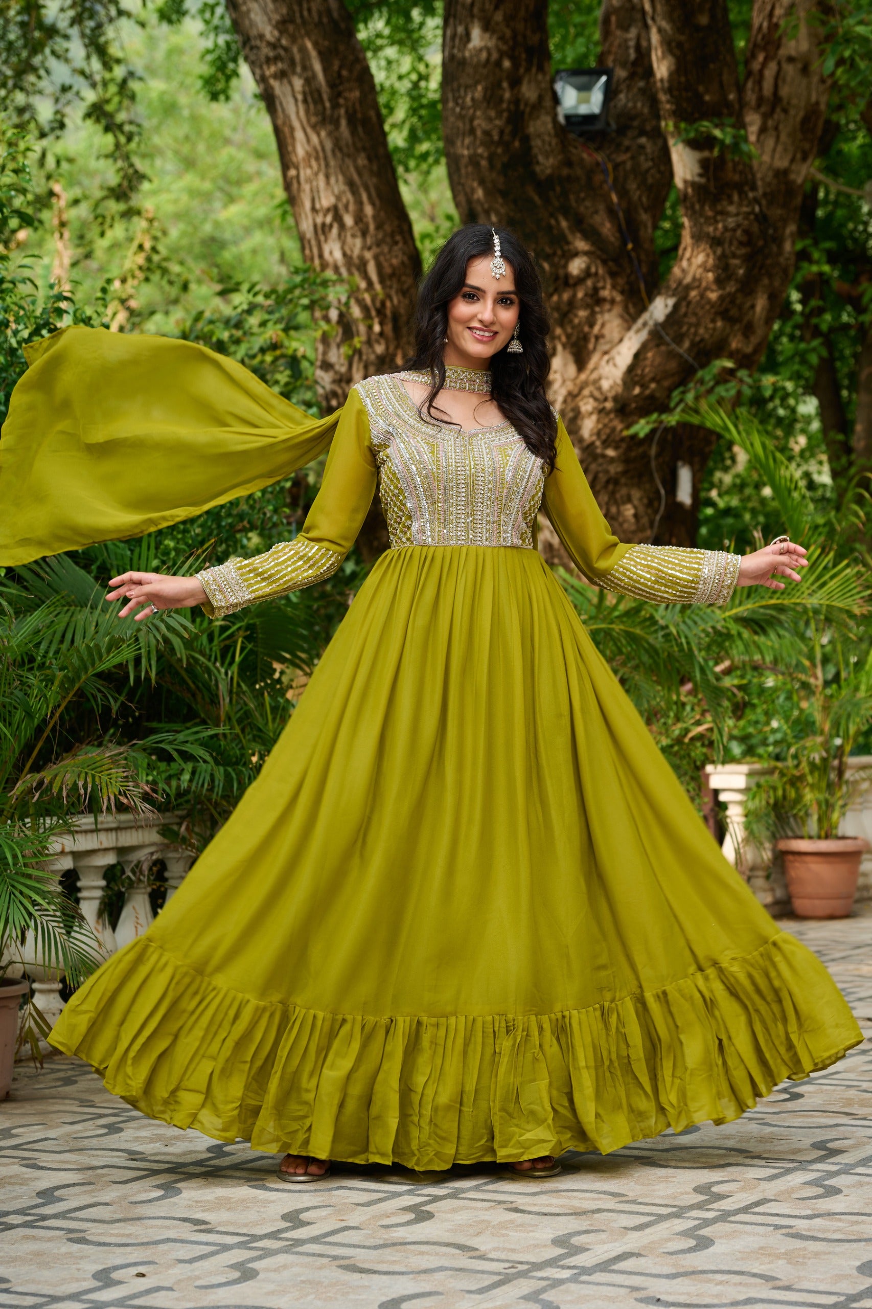 Star Georgette embroidered gown set with dupatta