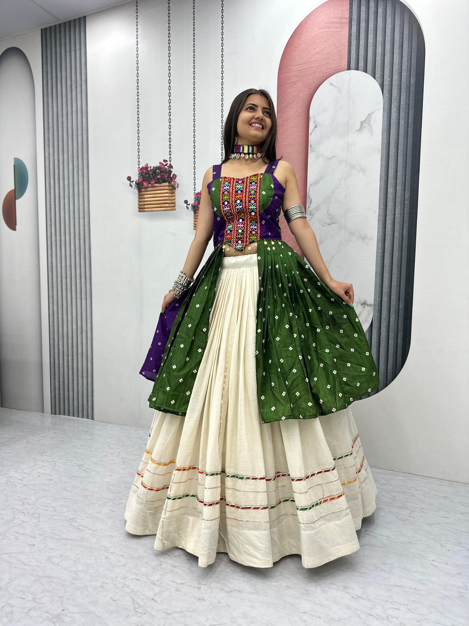 LAHENGA