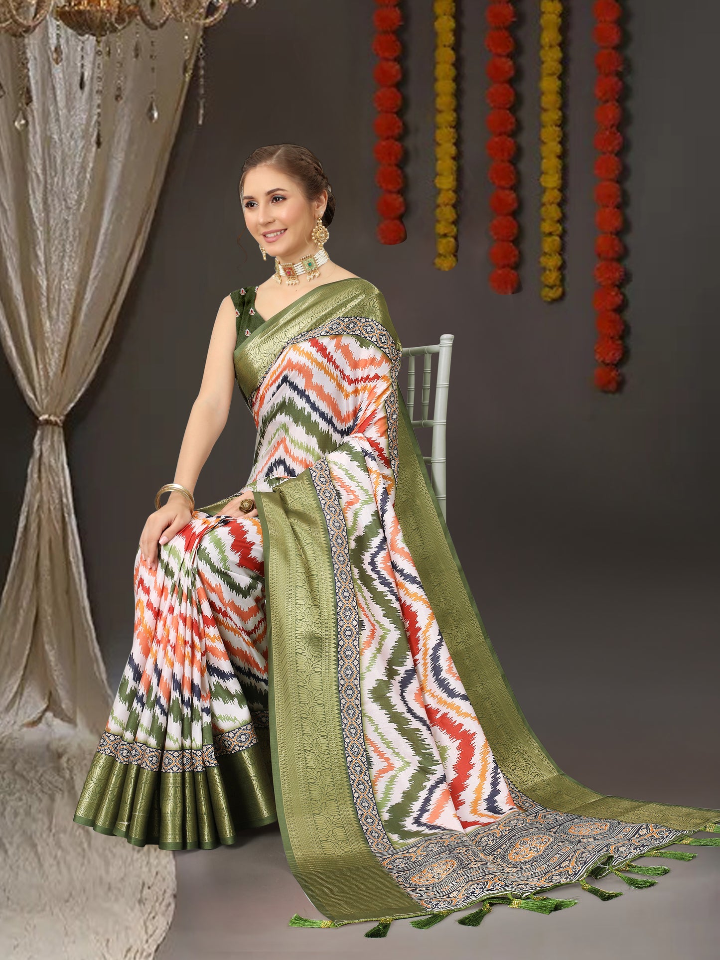 Gratifying Malti Color Soft kanjivaram  Silk Saree