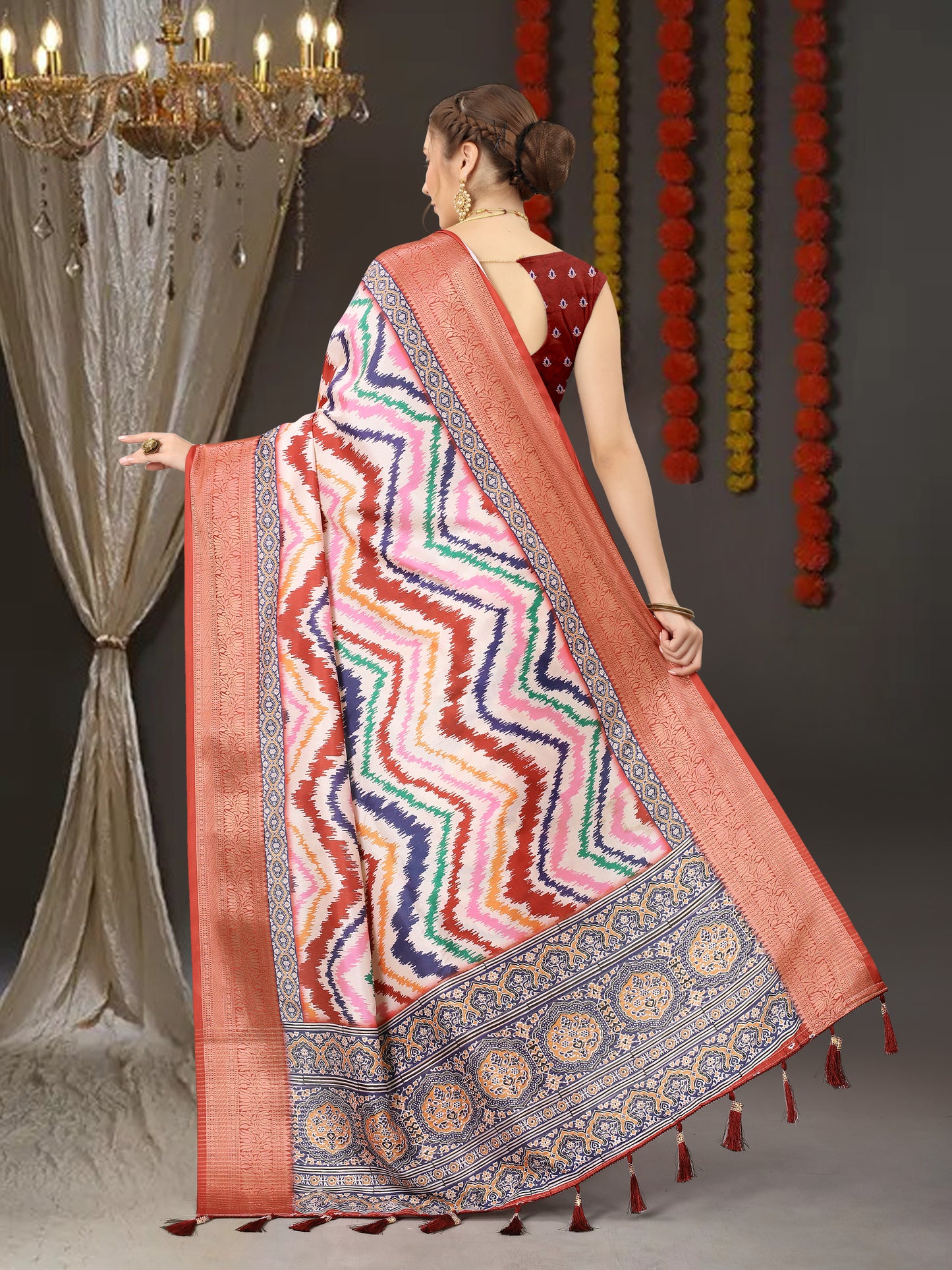 Gratifying Malti Color Soft kanjivaram  Silk Saree