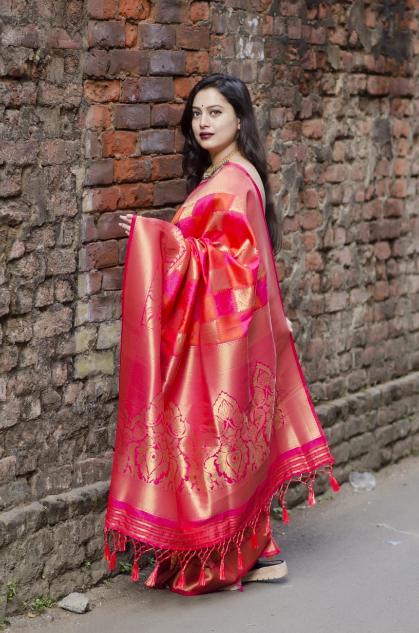 Malti  Color Soft Lichi Silk Saree