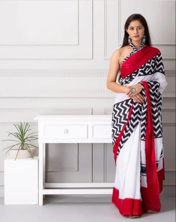 Pure Linen Black N White  Color Saree with Digital Print in  Zigzag Design