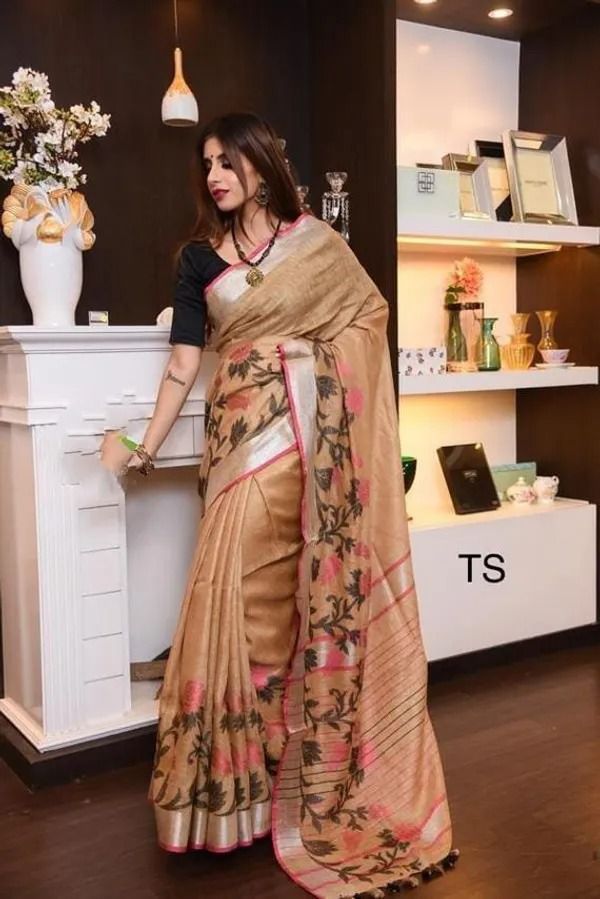 Pure Linen  Saree with Digital Print in  Flower  Design