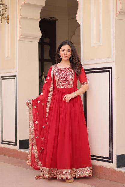 ✨Designer Faux Blooming Embroidered Gown Set ✨