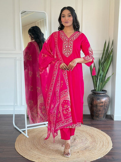 ✨ New Arrival – Pure BSY Viscose Chanderi Suit Set ✨