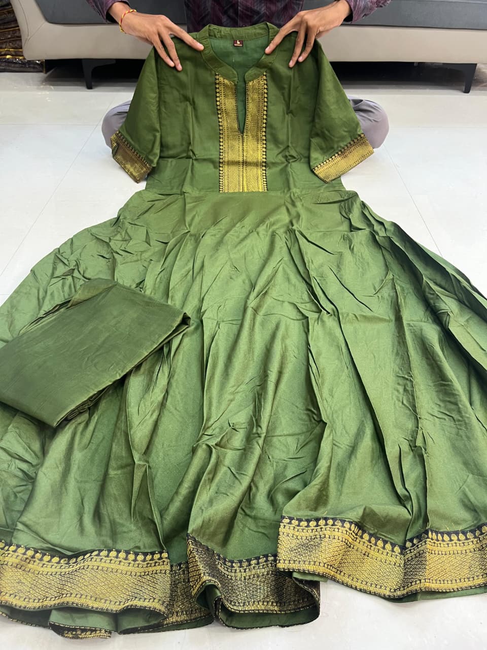 Elegant Traditional Chanderi Suit Set for Festive Wear