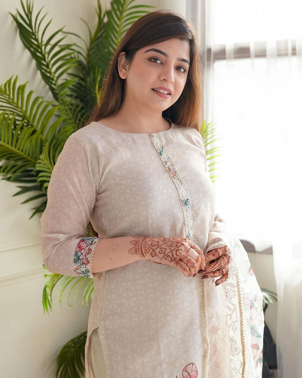 Elegant Printed Lilan Outfit – Her Highness Fashion
